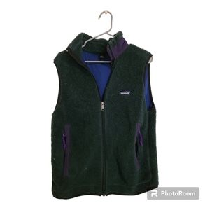 Patagonia green fleece vest size M